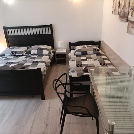 A-Piramida Daire Wroclaw Dış mekan fotoğraf
